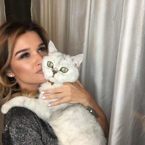 Бородина с котом Шанти