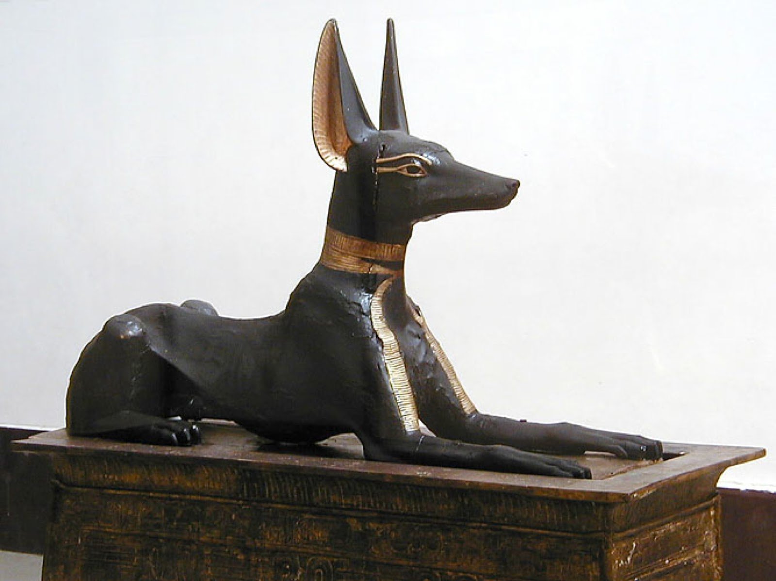 Анубис статуя Каирский музей