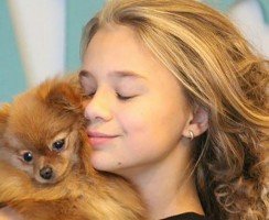 Какая собака у Кати Адушкиной