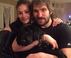 Какая собака у Александра Овечкина