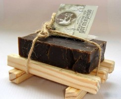 Использование дегтярного мыла для выведения блох у кошек